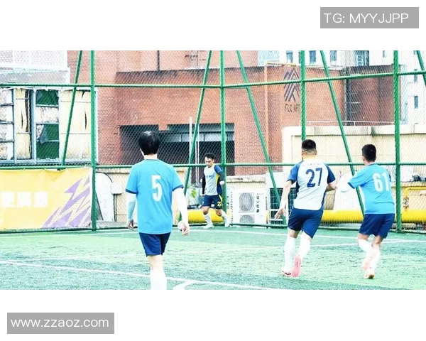 杭州足球队近期表现分析与未来发展趋势探讨 杭州足球队近期表现分析与未来发展趋势探讨